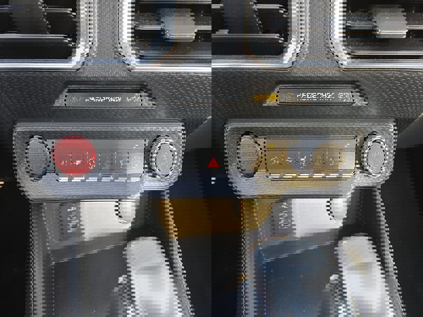 Certified 2025 Ford Mustang Premium image 20