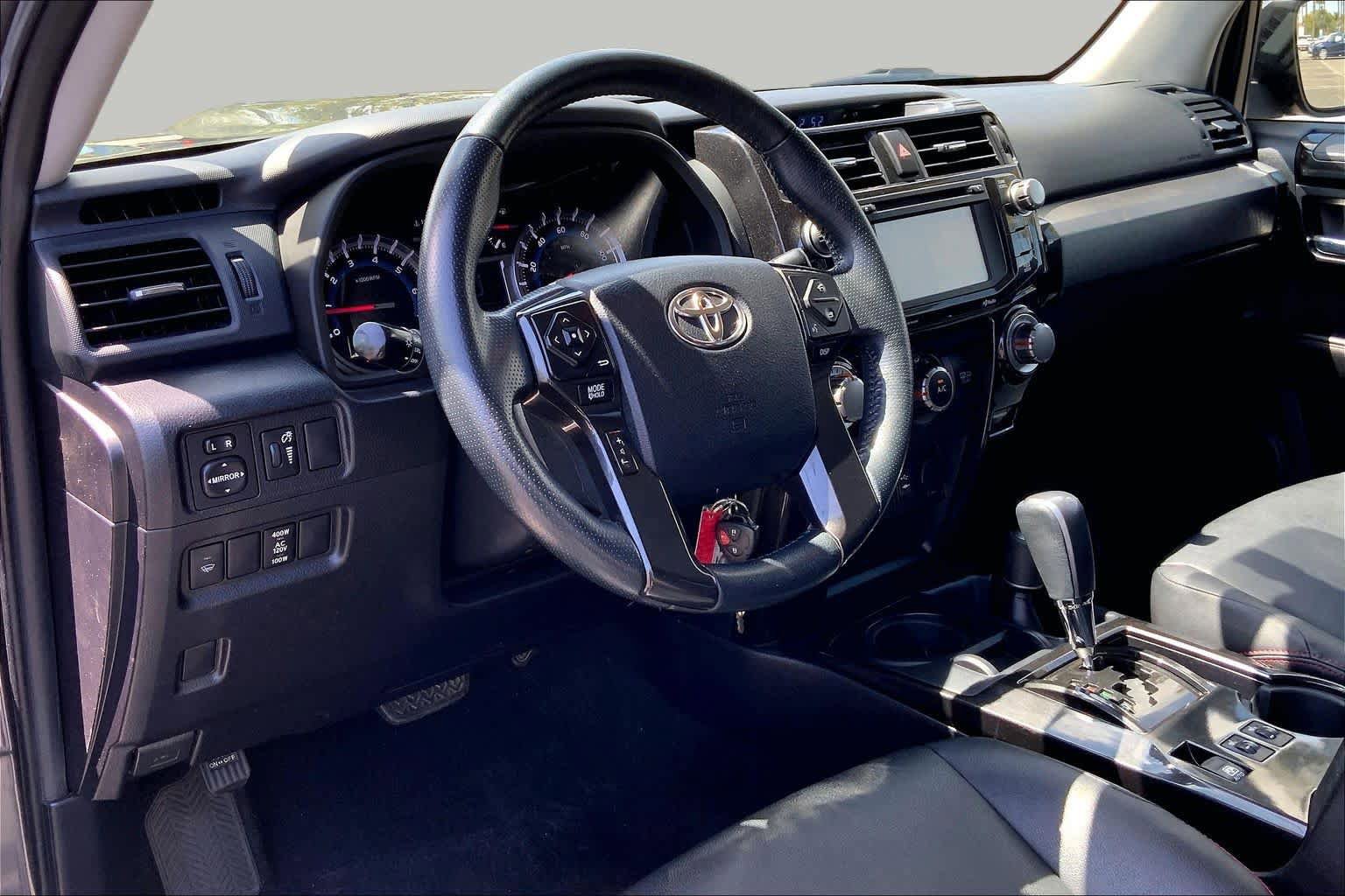 Used 2015 Toyota 4Runner Trail Premium image 16
