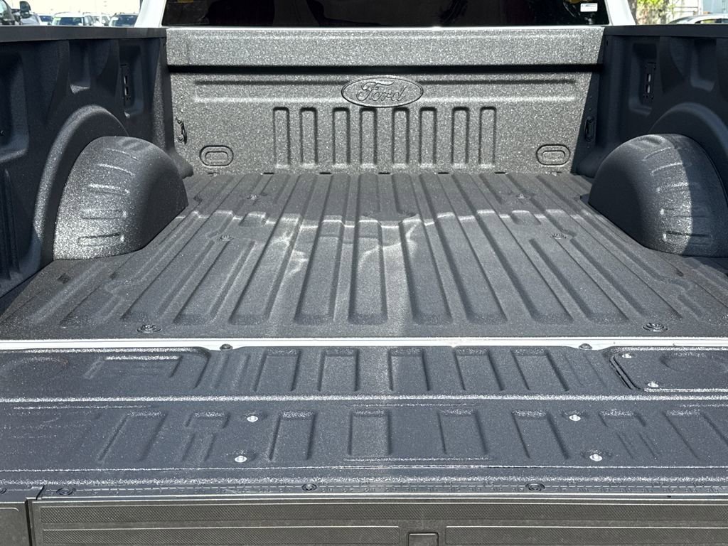 New 2026 Ford F250 Lariat AWD/4WD image 23