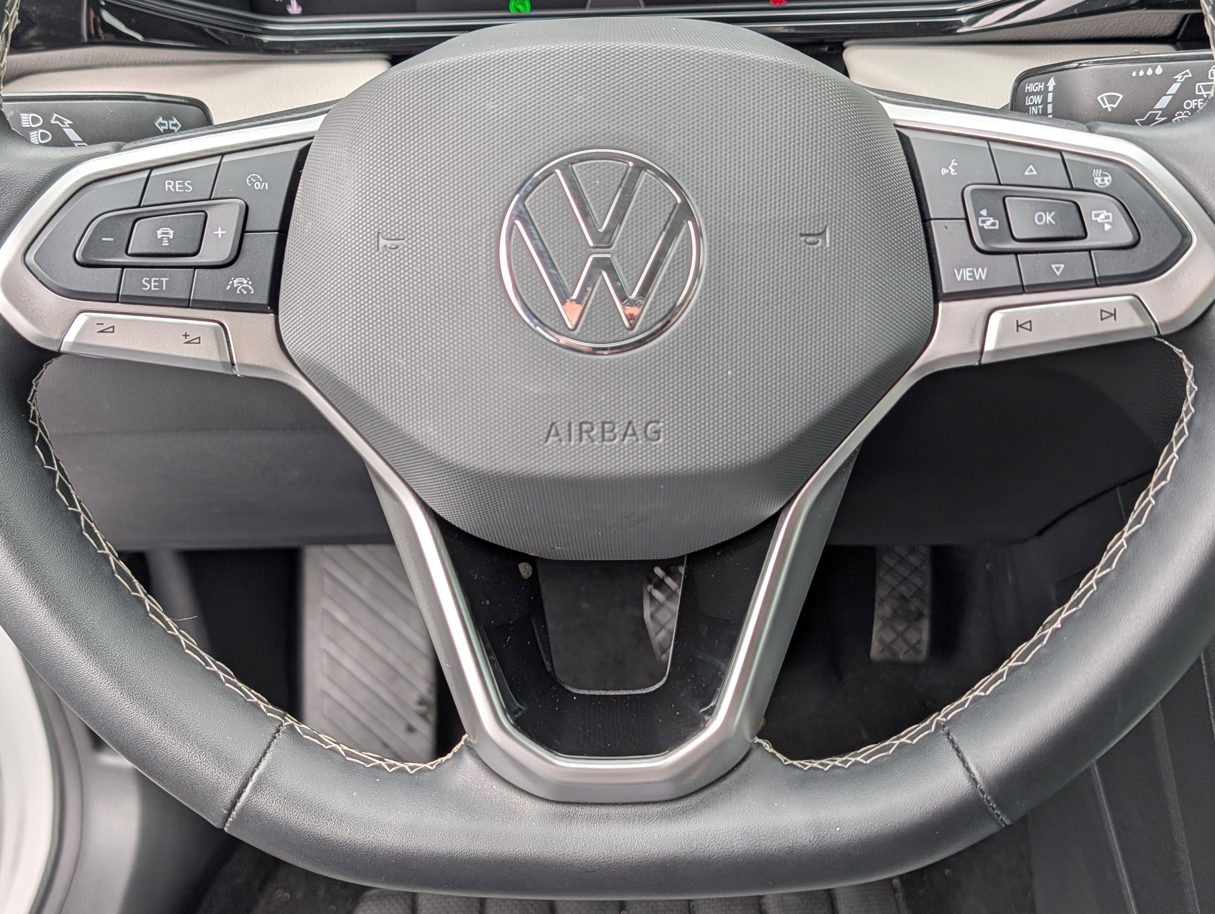 Used 2025 Volkswagen Taos S AWD/4WD image 25