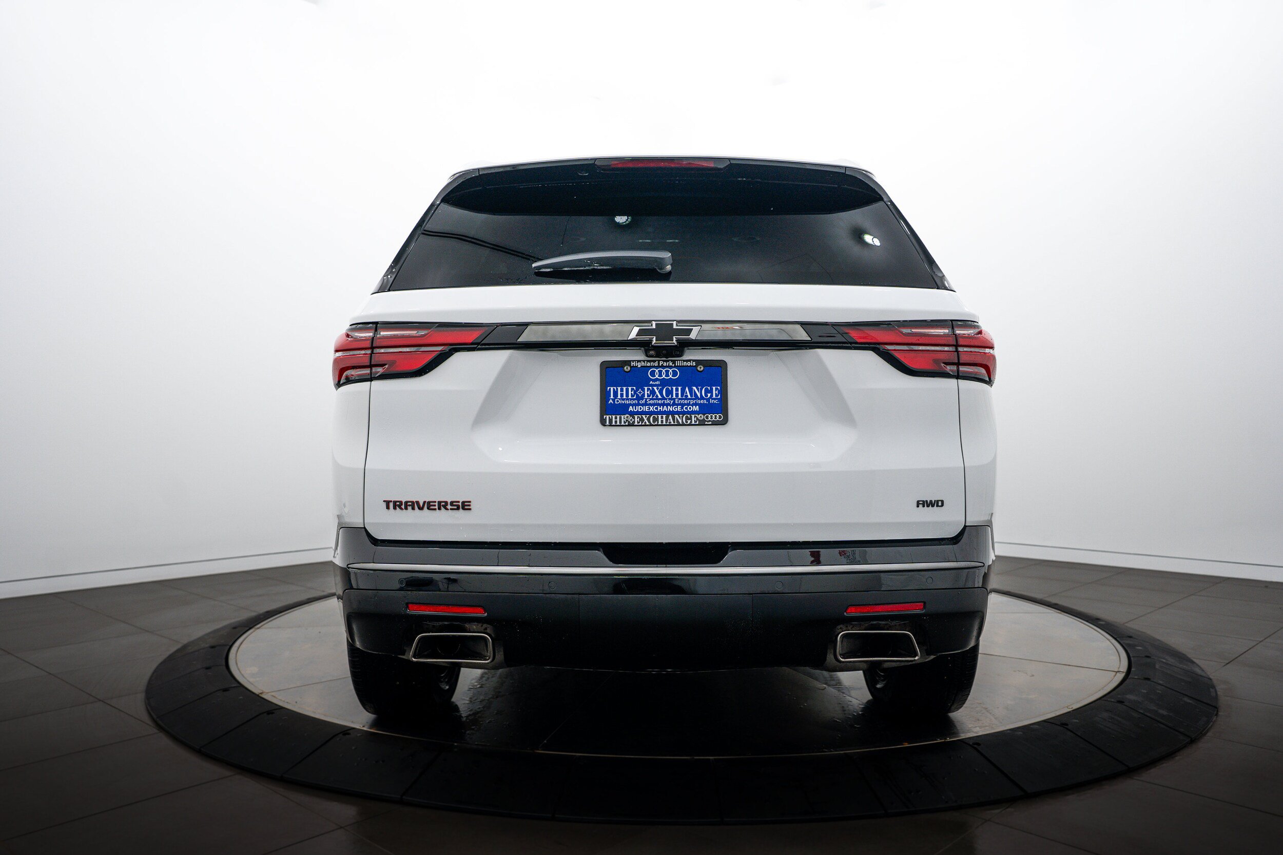 Used 2023 Chevrolet Traverse Premier w/ Redline Edition AWD/4WD image 20