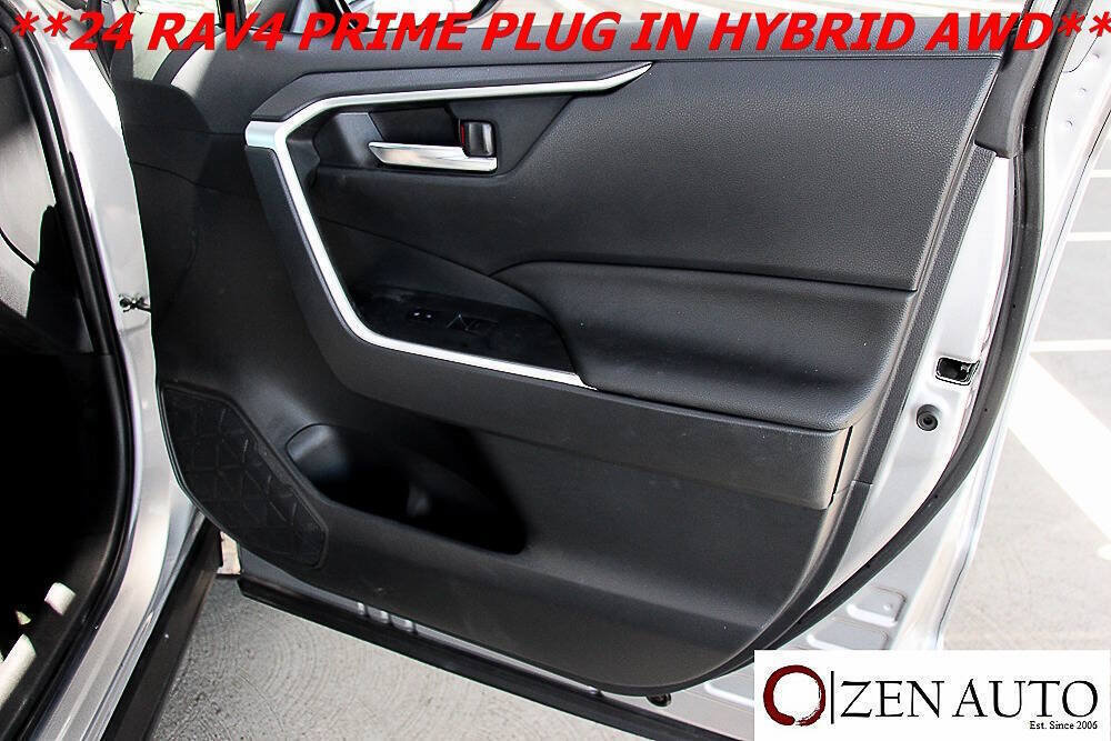 Used 2024 Toyota RAV4 SE w/ Weather & Moonroof Package AWD/4WD image 39
