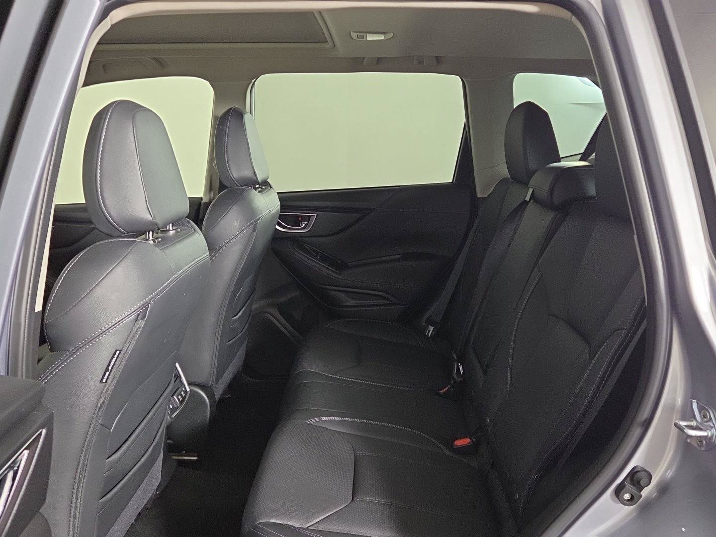 Used 2024 Subaru Forester Touring AWD/4WD image 31