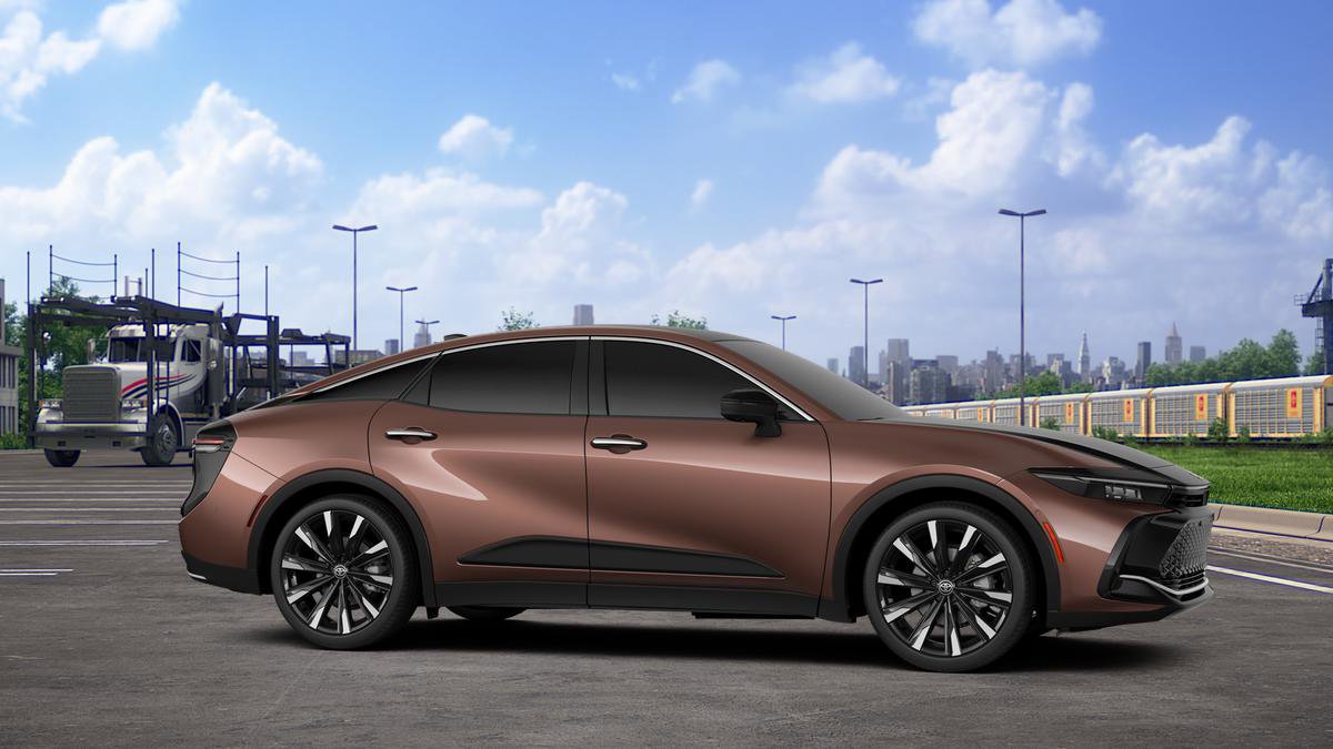 New 2026 Toyota Crown Platinum image 15