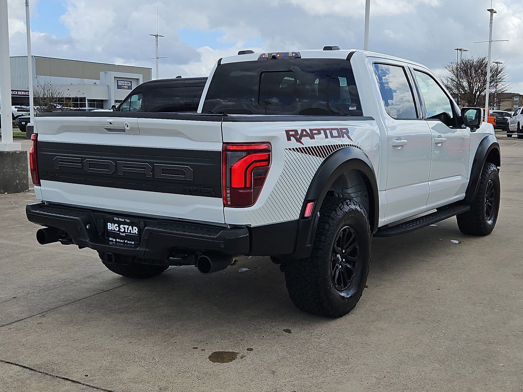 Used 2025 Ford F150 Raptor AWD/4WD image 3