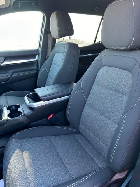 Used 2025 GMC Terrain Elevation image 21