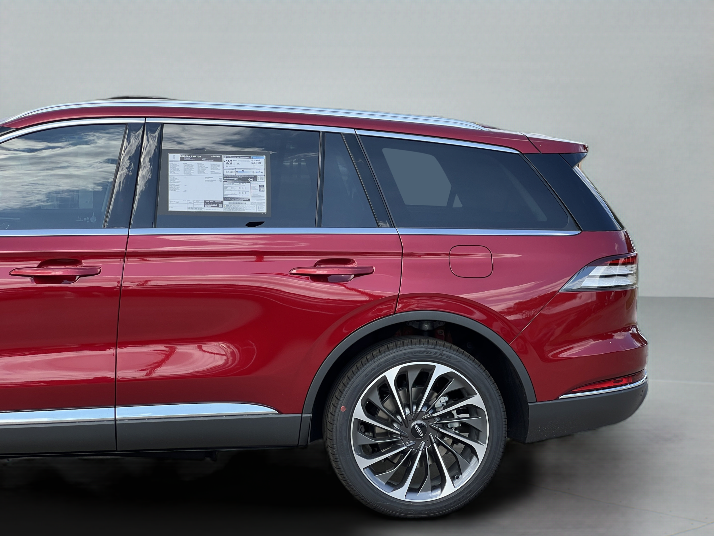 New 2027 Lincoln Aviator Reserve AWD/4WD image 30