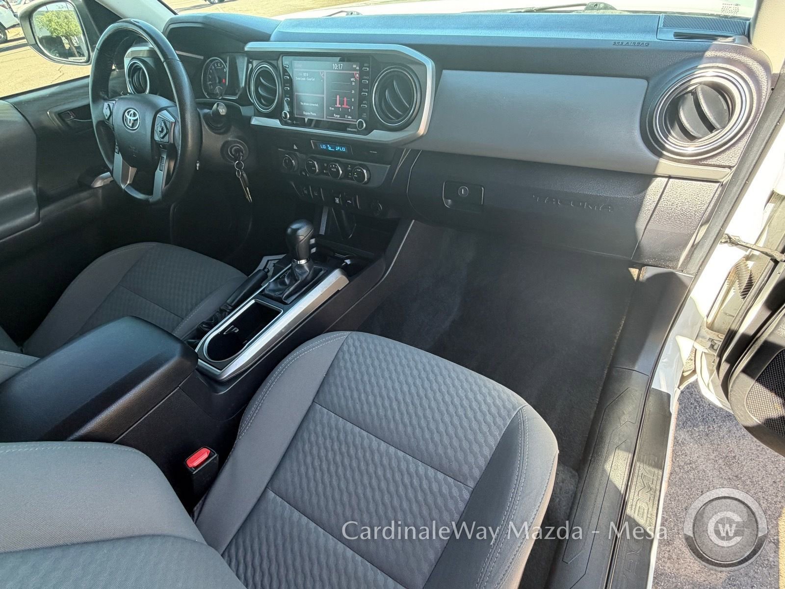 Used 2022 Toyota Tacoma SR5 w/ Technology Package image 11