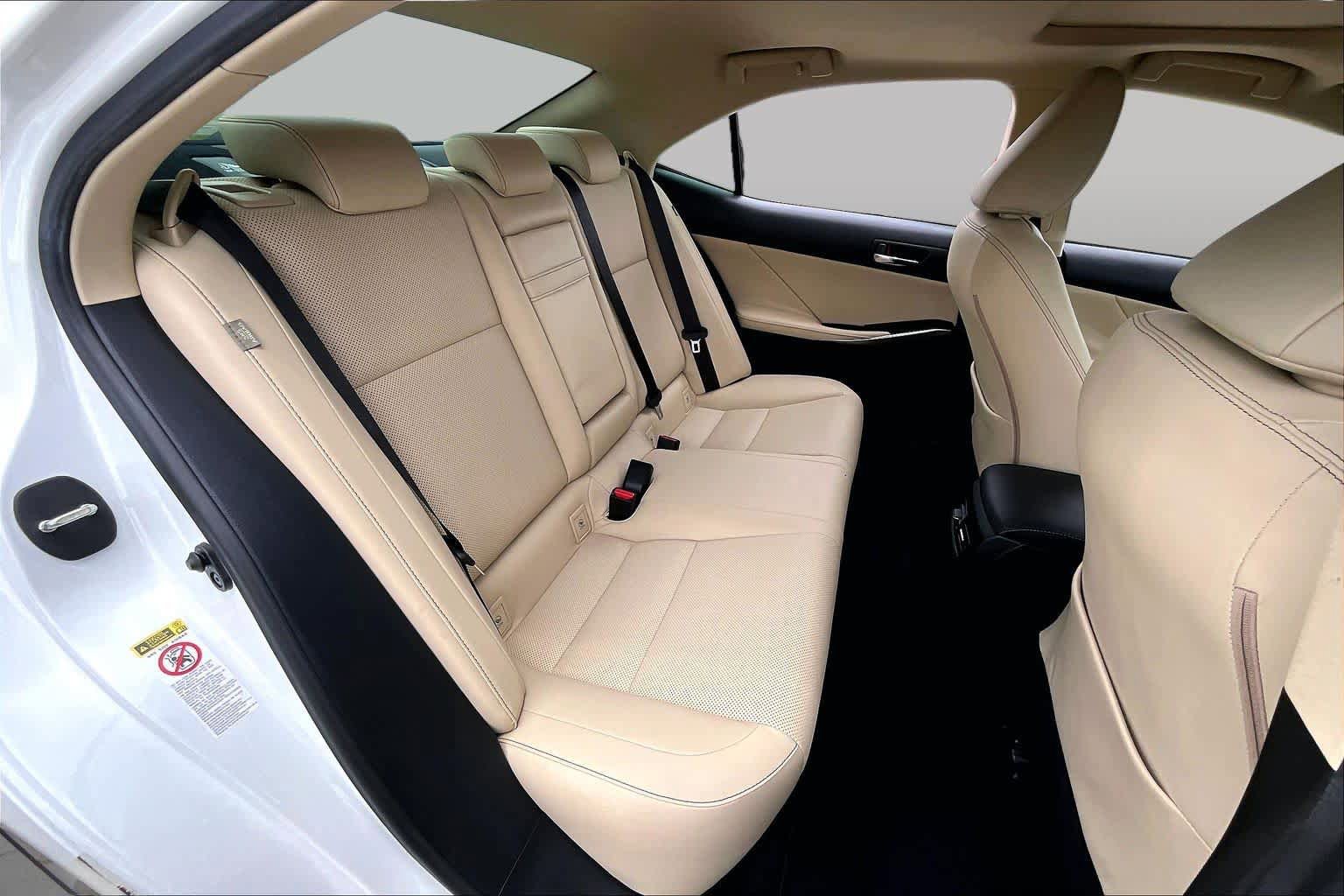 Used 2014 Lexus IS 250 w/ Navigation Package RWD image 17