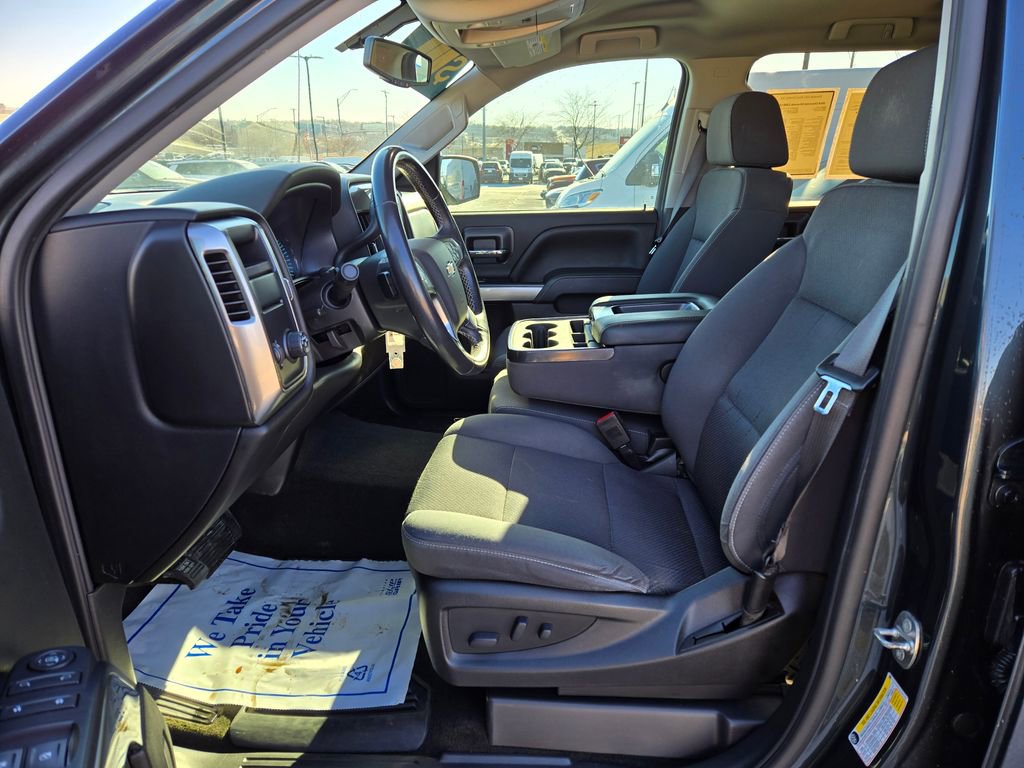 Used 2018 Chevrolet Silverado 1500 LT w/ Texas Edition image 13