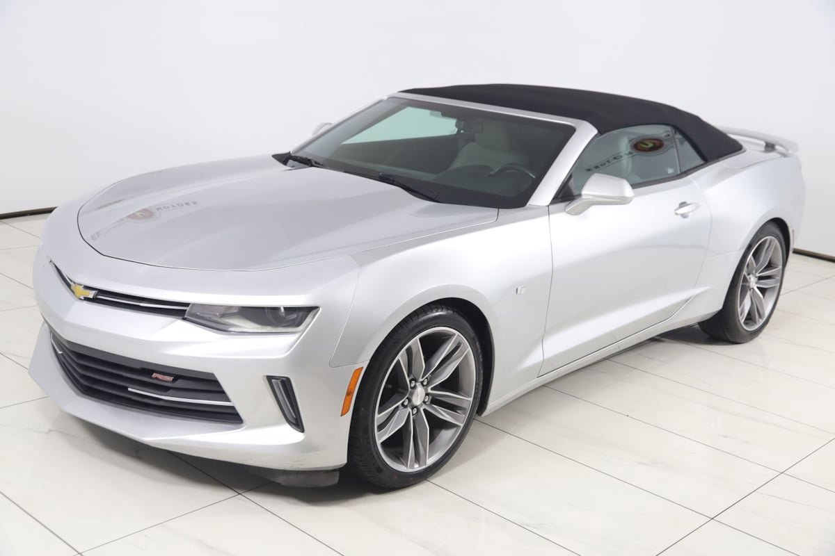Used 2017 Chevrolet Camaro LT w/ RS Package RWD image 20
