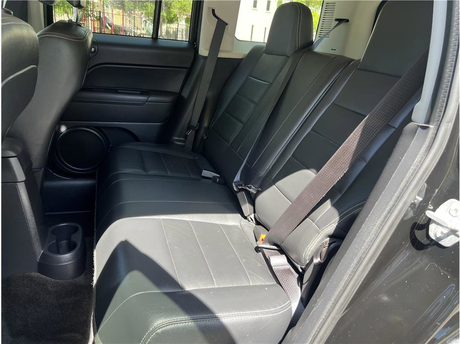 Used 2015 Jeep Patriot High Altitude image 11