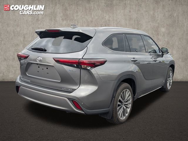 Used 2025 Toyota Highlander Limited image 7