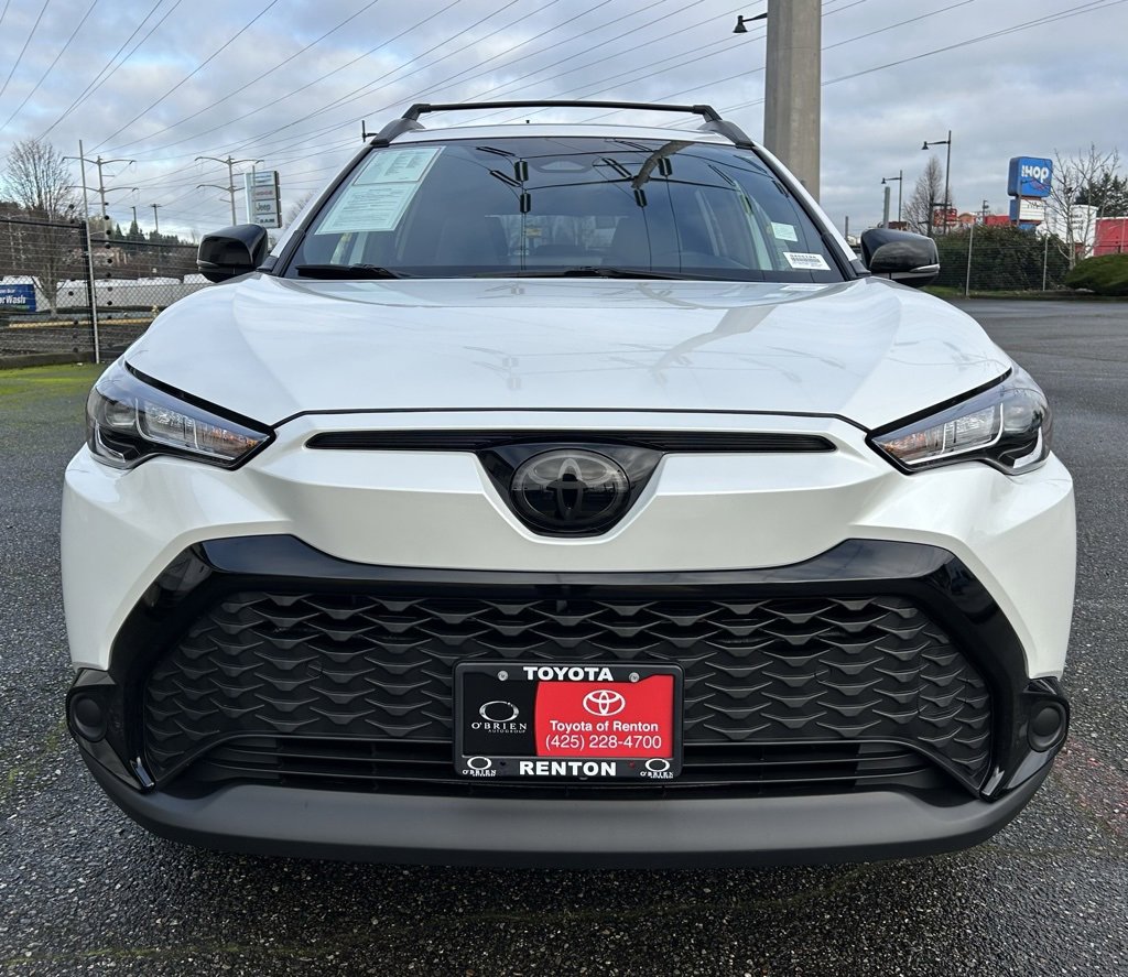 Certified 2025 Toyota Corolla Cross AWD Hybrid image 2