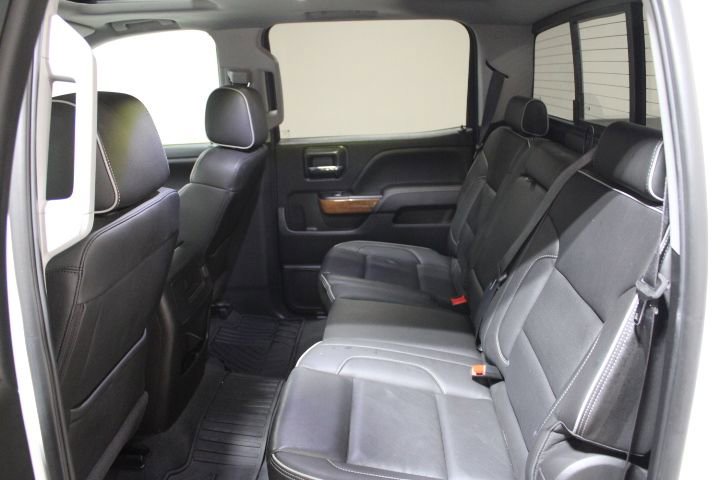 Used 2018 Chevrolet Silverado 1500 High Country AWD/4WD image 21