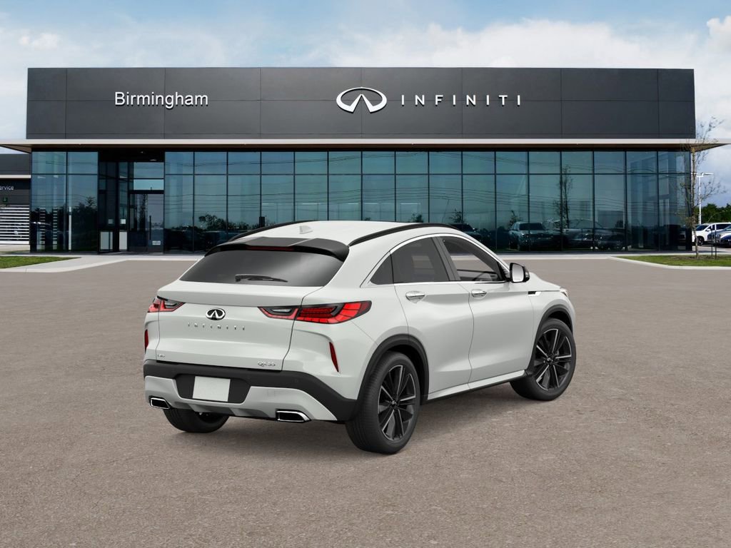 New 2025 INFINITI QX55 Essential image 5