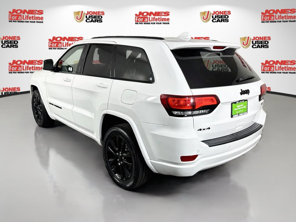 Used 2020 Jeep Grand Cherokee Altitude AWD/4WD image 2
