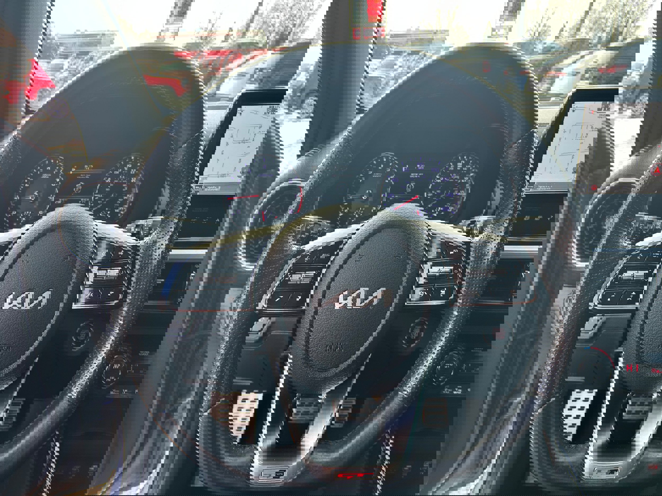 Used 2022 Kia Forte GT-Line w/ GT-Line Premium Package image 9