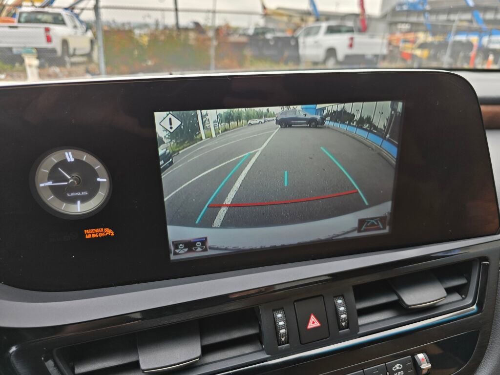 Used 2022 Lexus ES 250 w/ Premium Package image 25