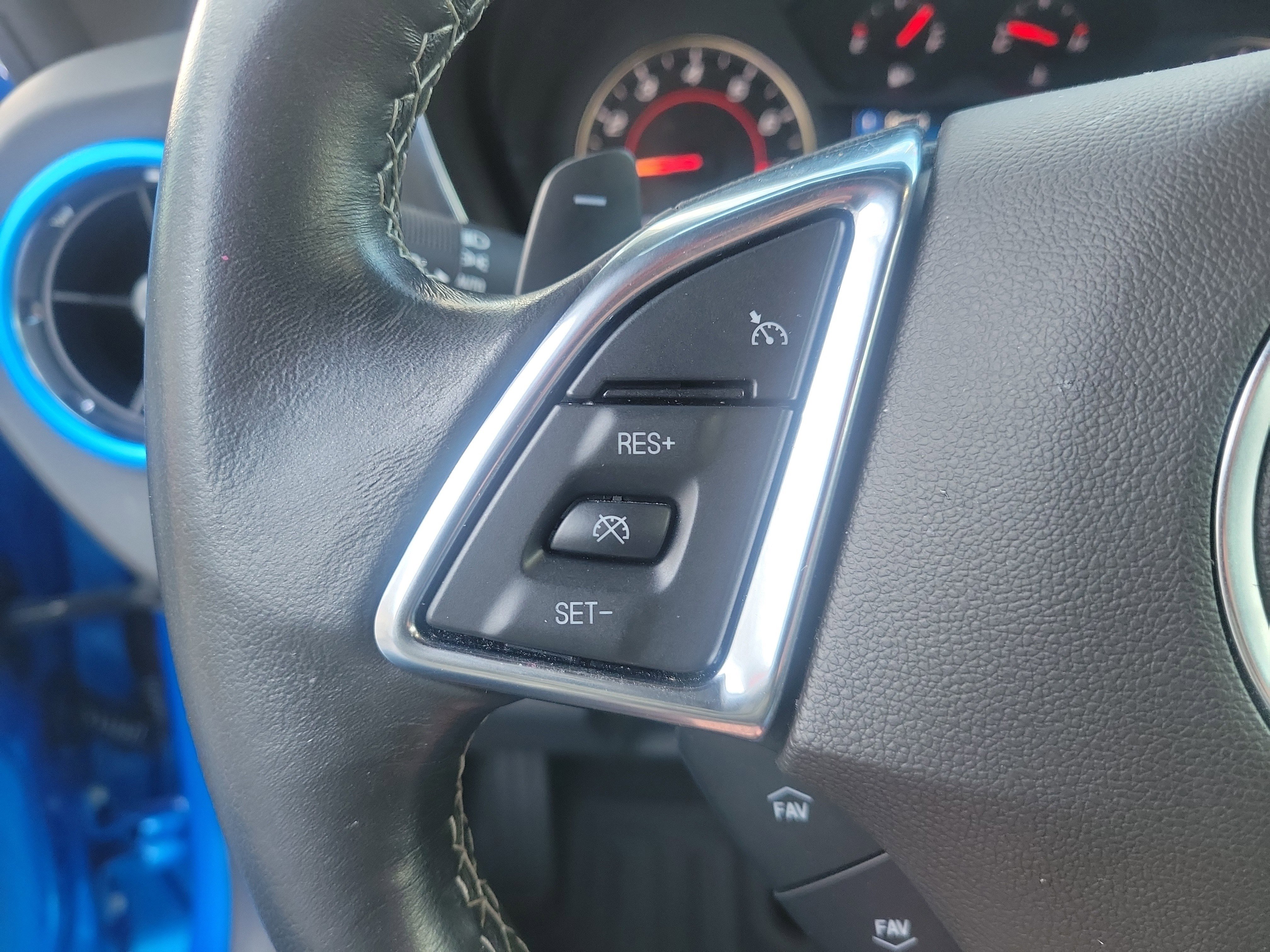 Used 2024 Chevrolet Camaro LT w/ Design Package 1 image 18