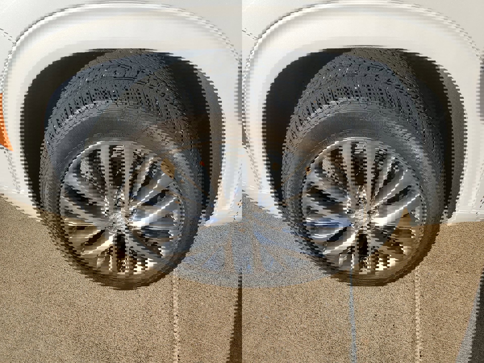 Used 2025 Buick Enclave Avenir image 40