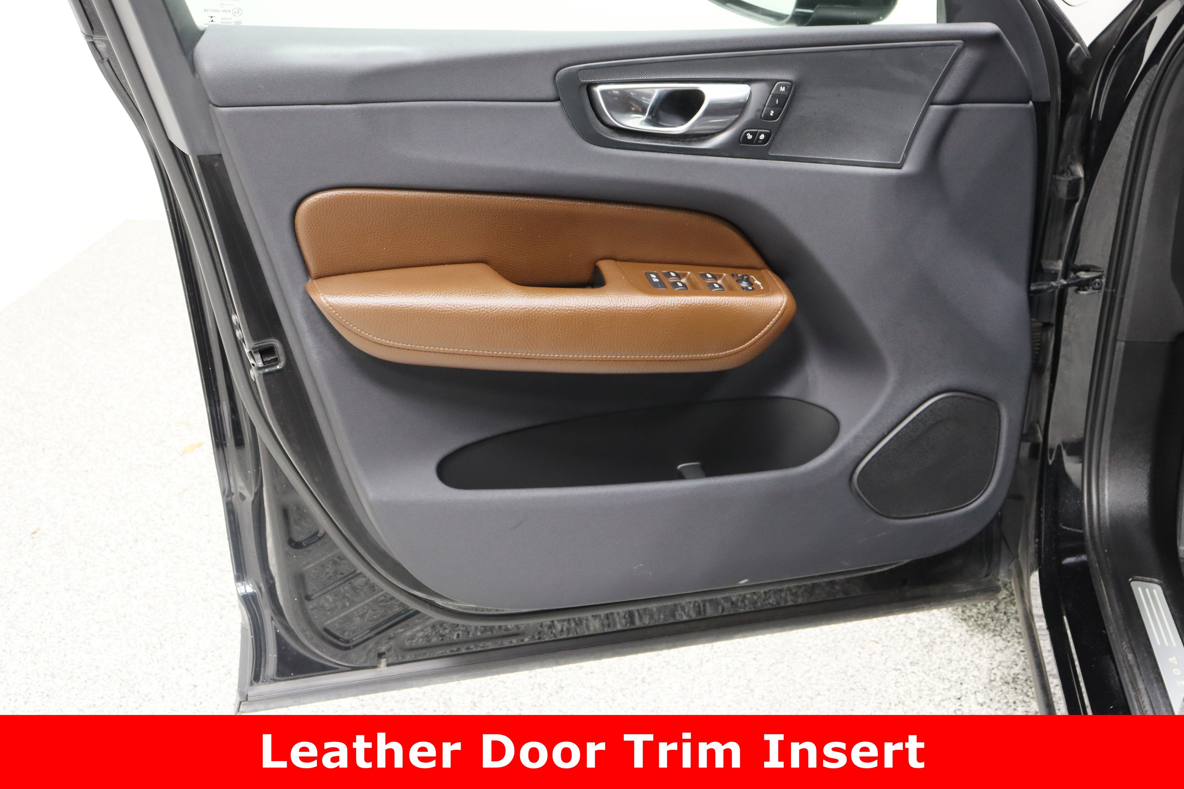 Used 2018 Volvo XC60 T6 Inscription w/ Convenience Package image 12