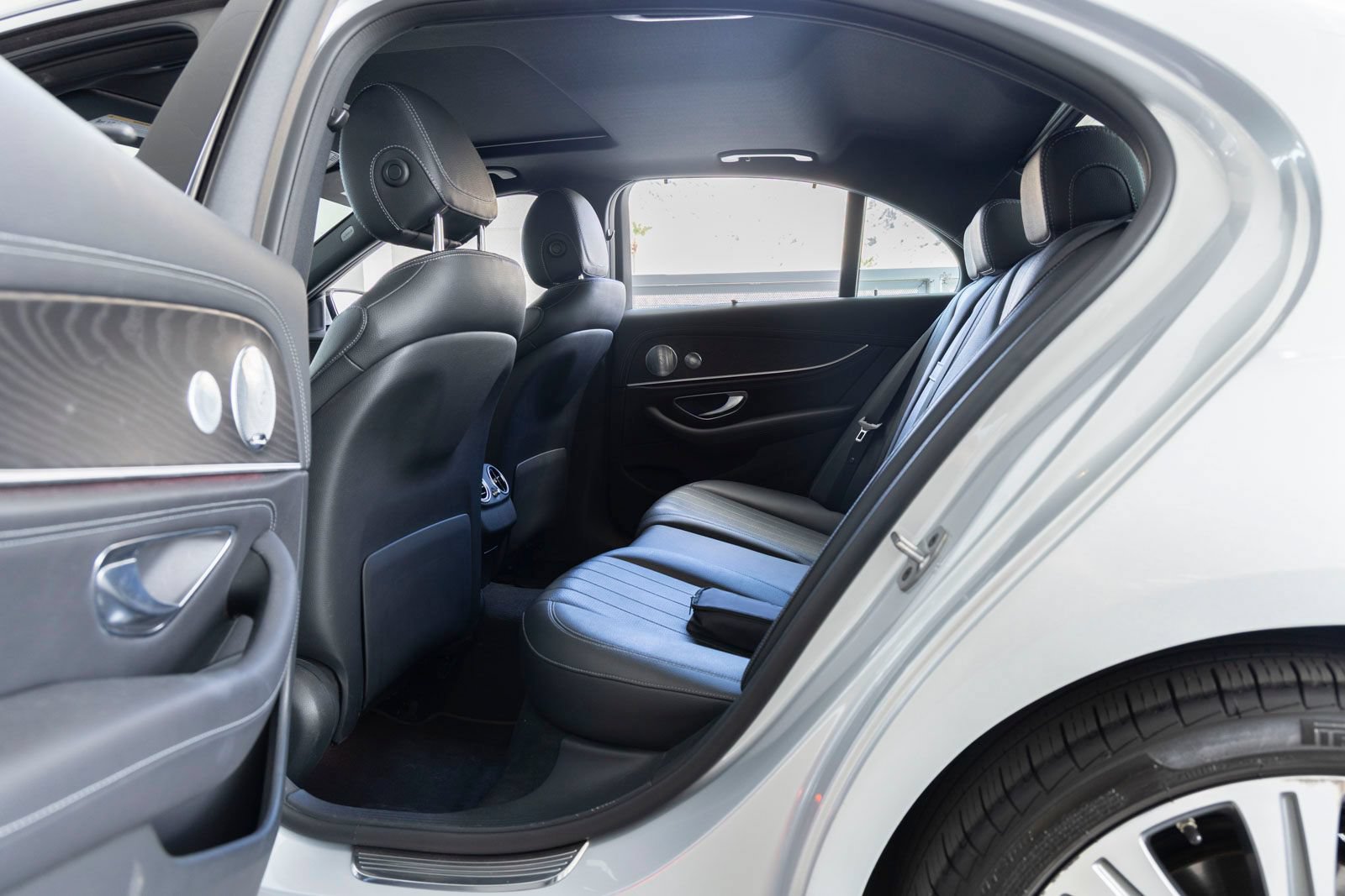 Used 2019 Mercedes-Benz E 300 image 21