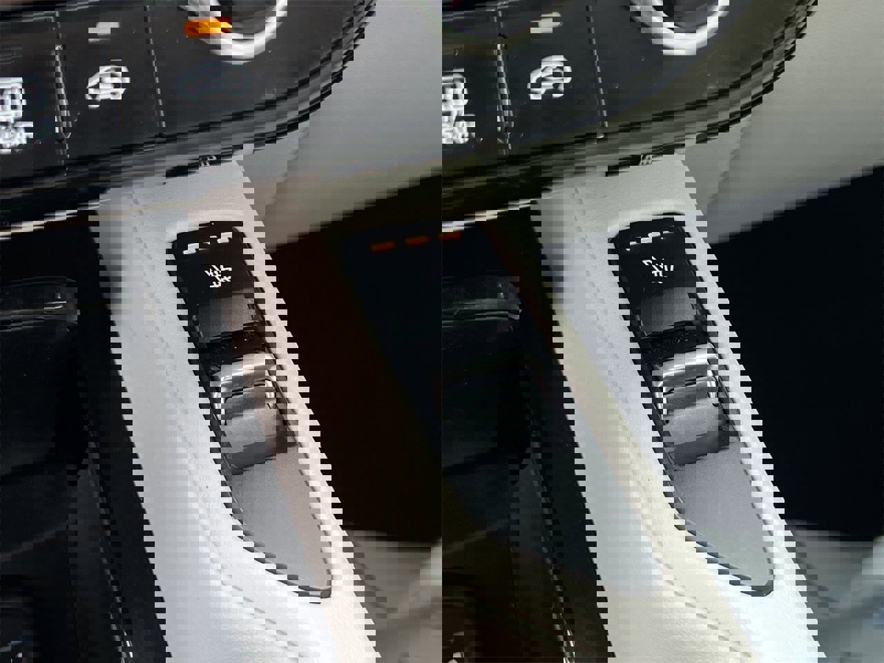 Used 2024 Kia Telluride S w/ S Sunroof Package image 19