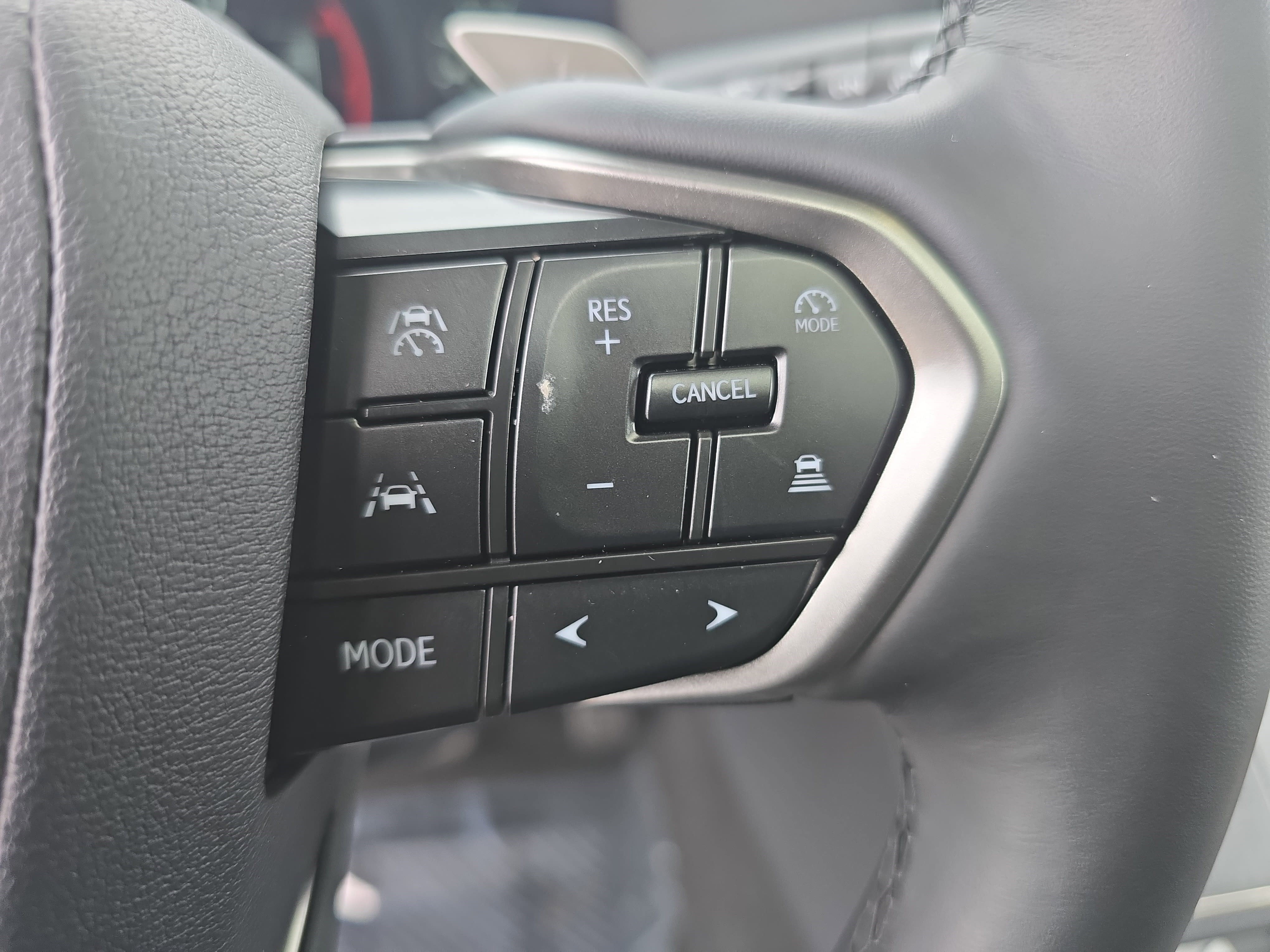 Used 2025 Lexus GX 550 image 18