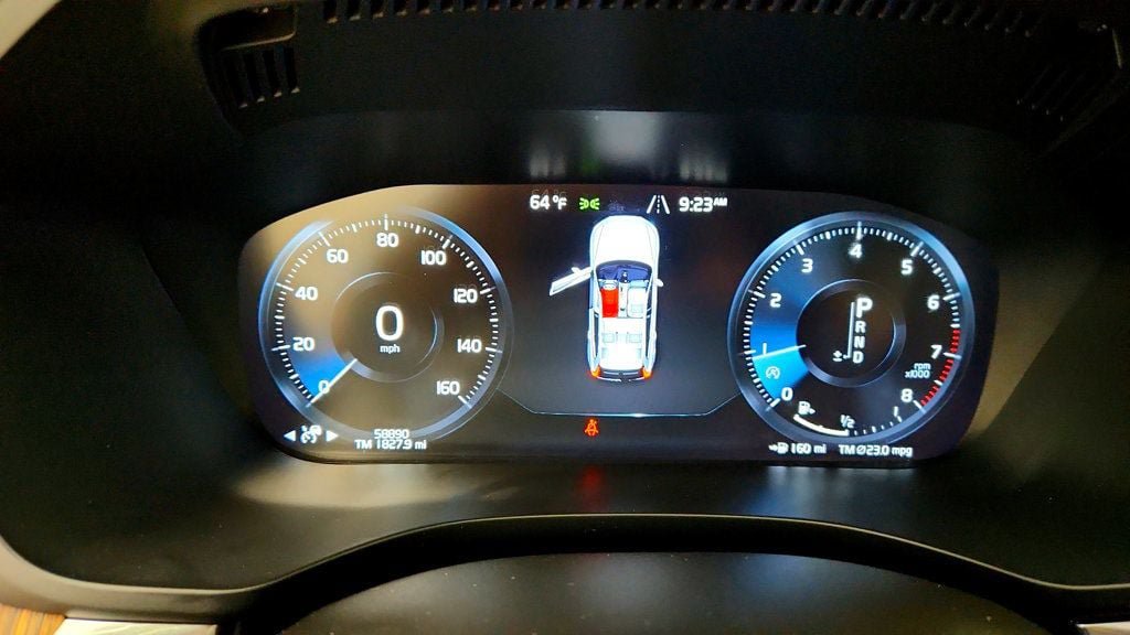 Used 2019 Volvo XC60 T5 Inscription w/ Protection Package AWD/4WD image 15