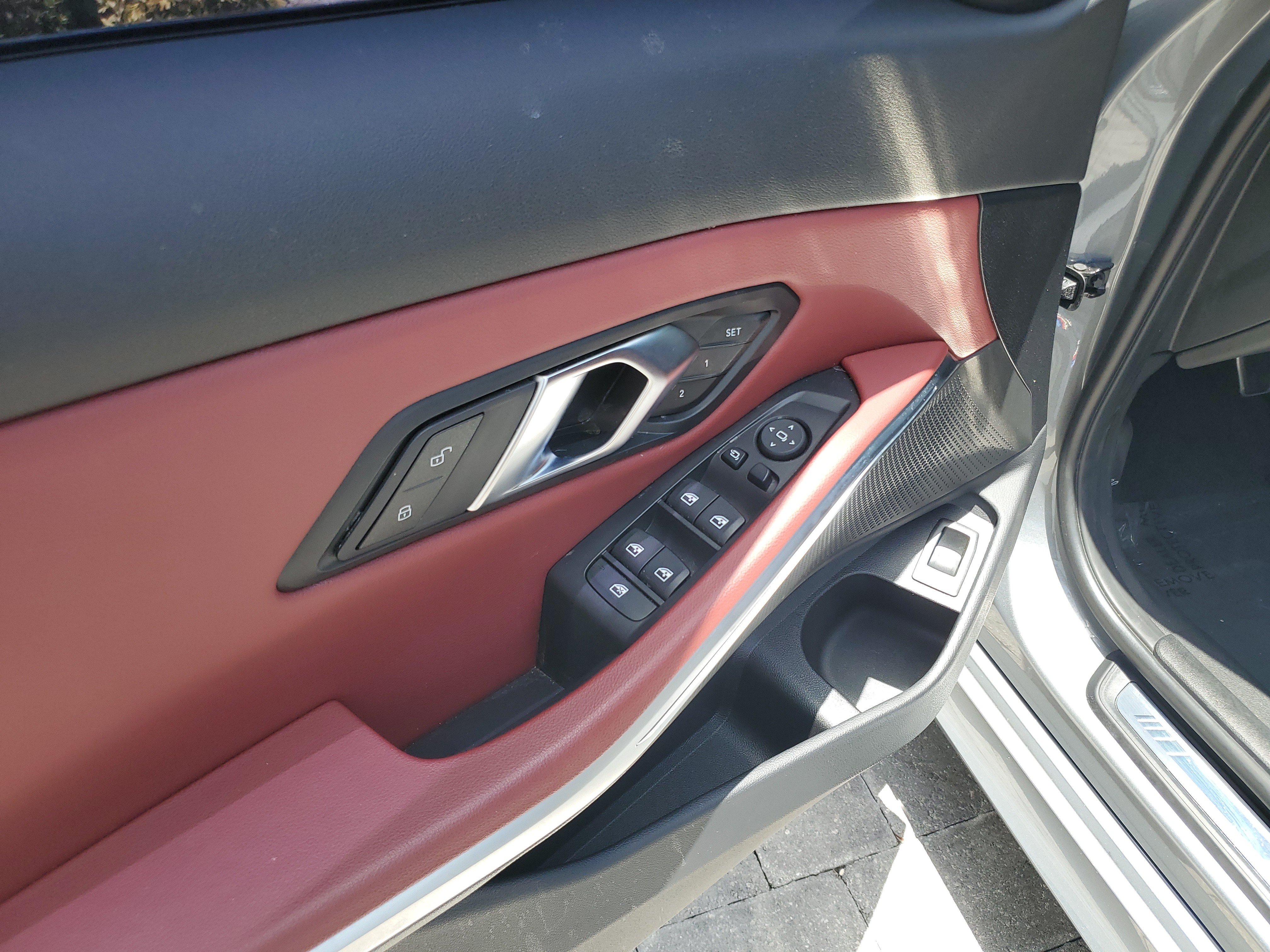 Used 2024 BMW 330i Sedan w/ M Sport Package RWD image 18