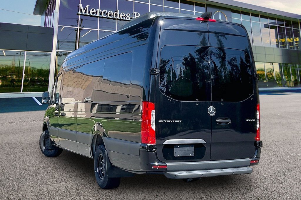 New 2026 Mercedes-Benz Sprinter 3500 image 3