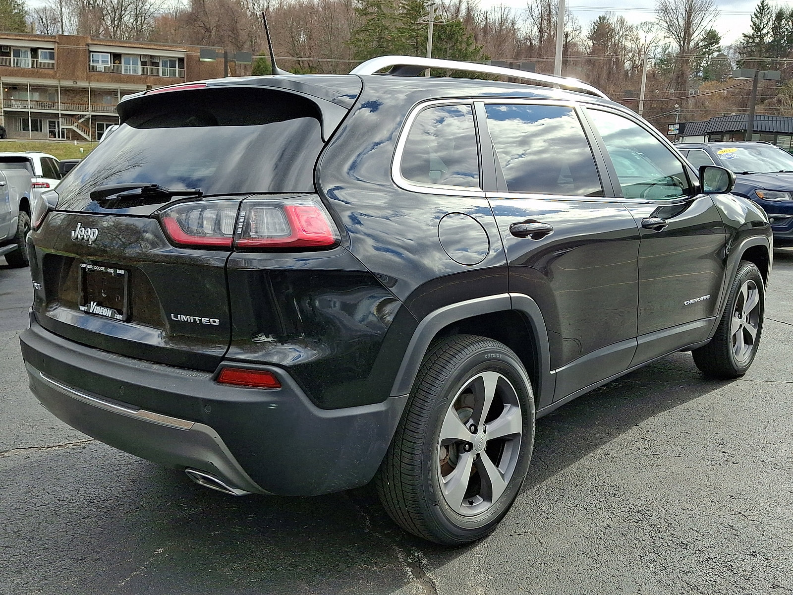 Certified 2020 Jeep Cherokee Limited AWD/4WD image 6
