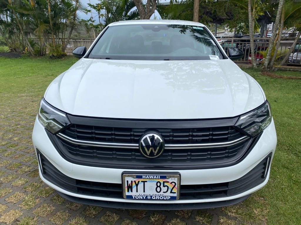 Used 2024 Volkswagen Jetta Sport image 20