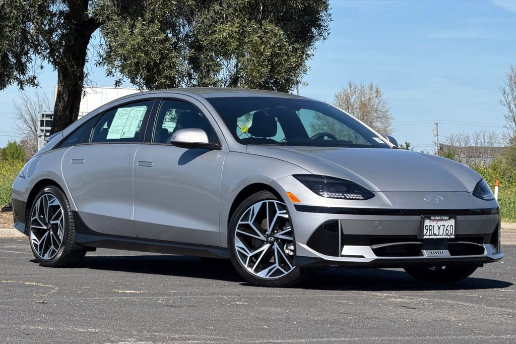 Used 2023 Hyundai Ioniq 6 SEL AWD/4WD image 2