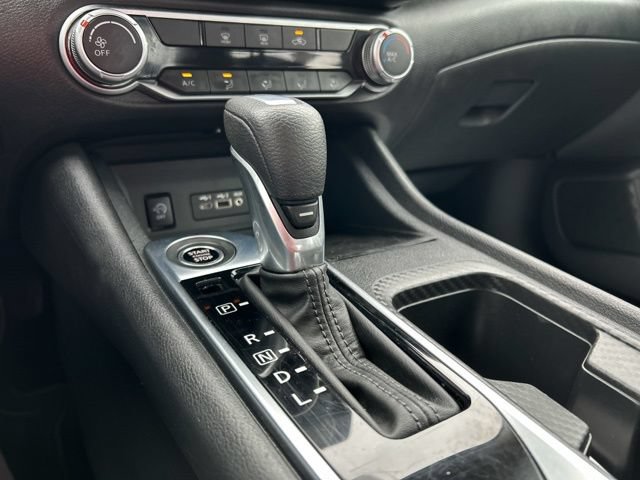 Used 2024 Nissan Sentra SV FWD image 41