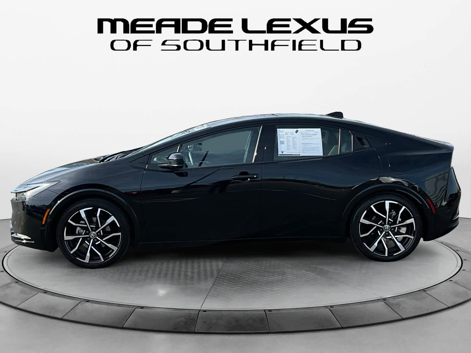 Used 2025 Toyota Prius Plug-In Hybrid w/ Limited Premium Package FWD image 2