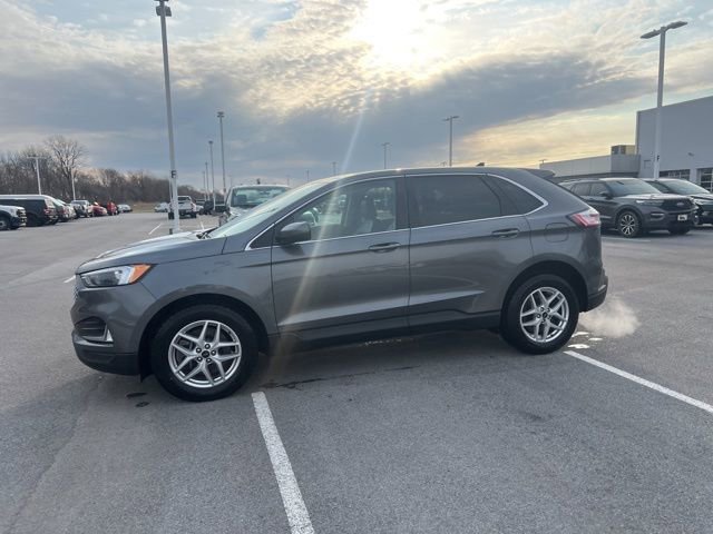 Used 2024 Ford Edge SEL w/ Convenience Package