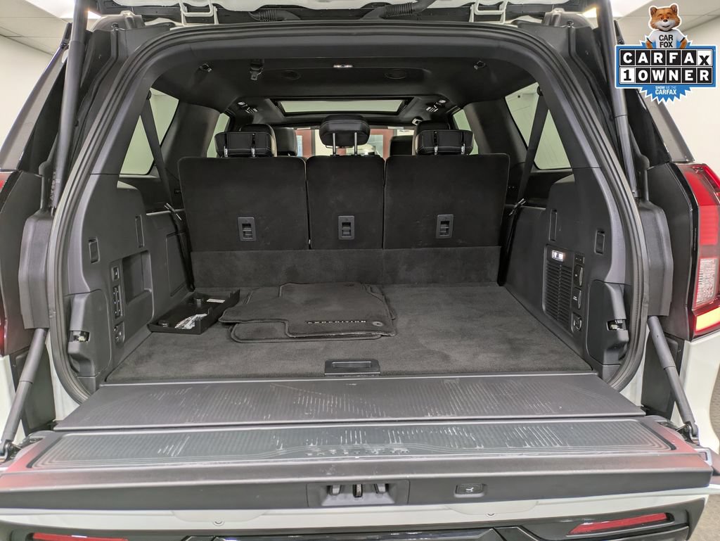 Used 2025 Ford Expedition Max Platinum w/ Stealth Appearance Package AWD/4WD image 24