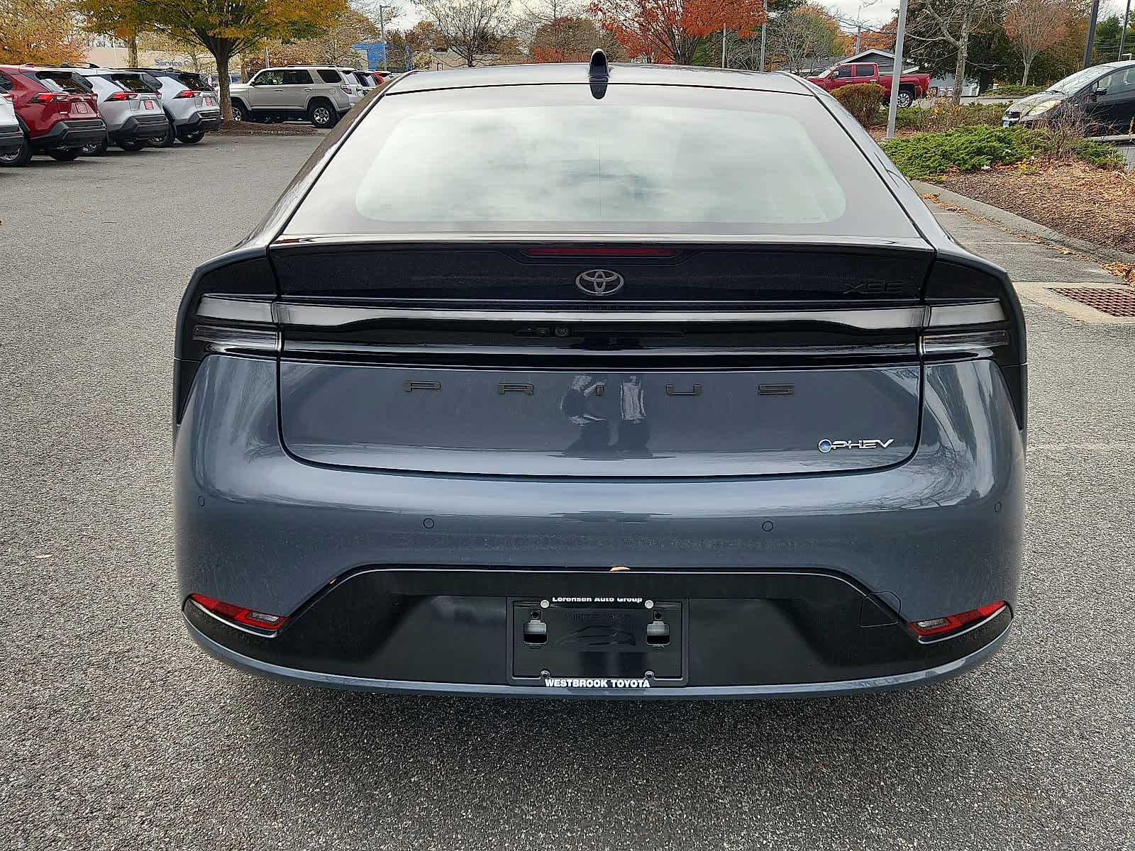 Used 2025 Toyota Prius Plug-In Hybrid image 6