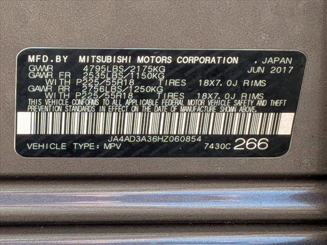 Used 2017 Mitsubishi Outlander SEL image 27