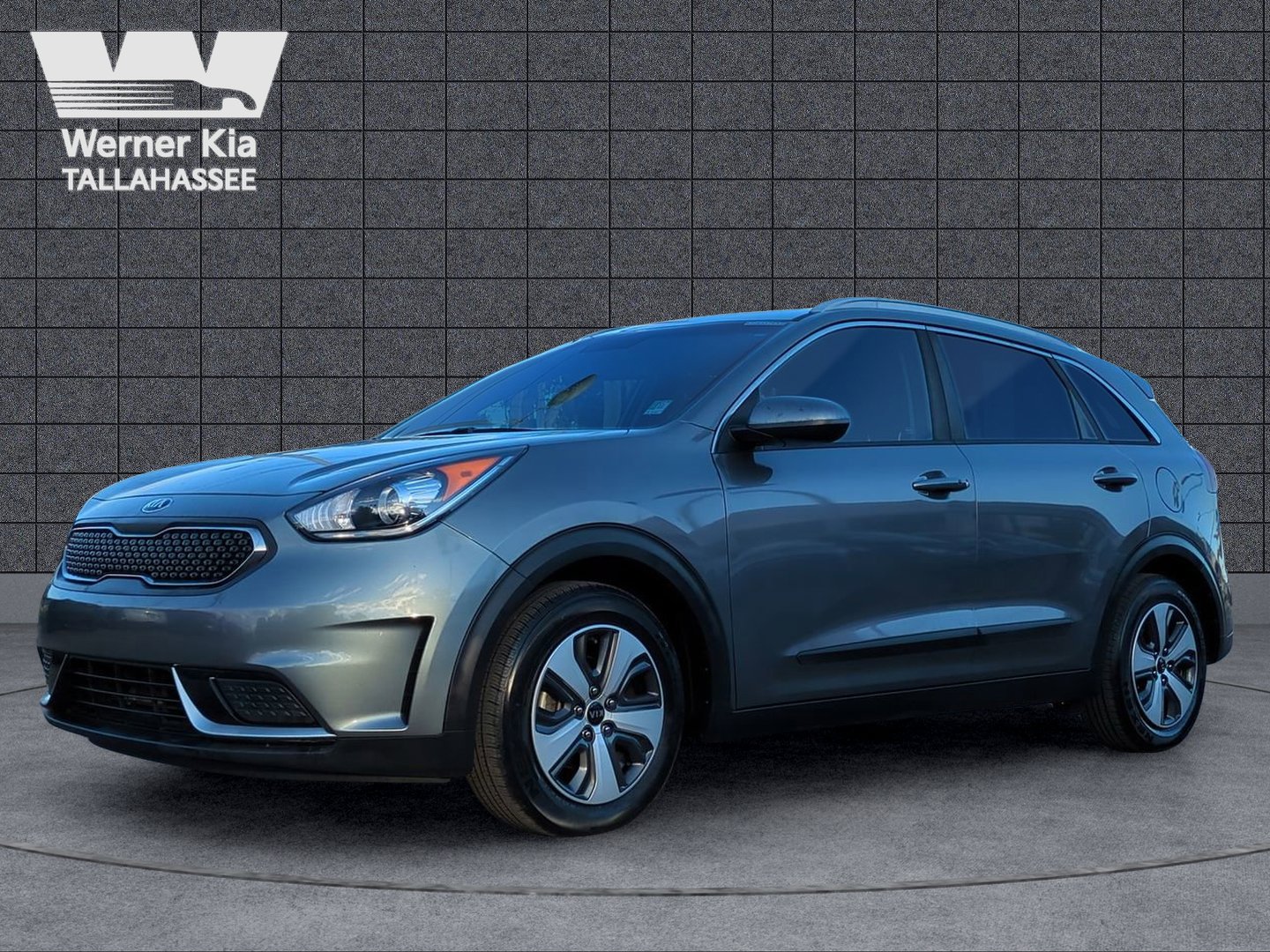 Used 2017 Kia Niro LX