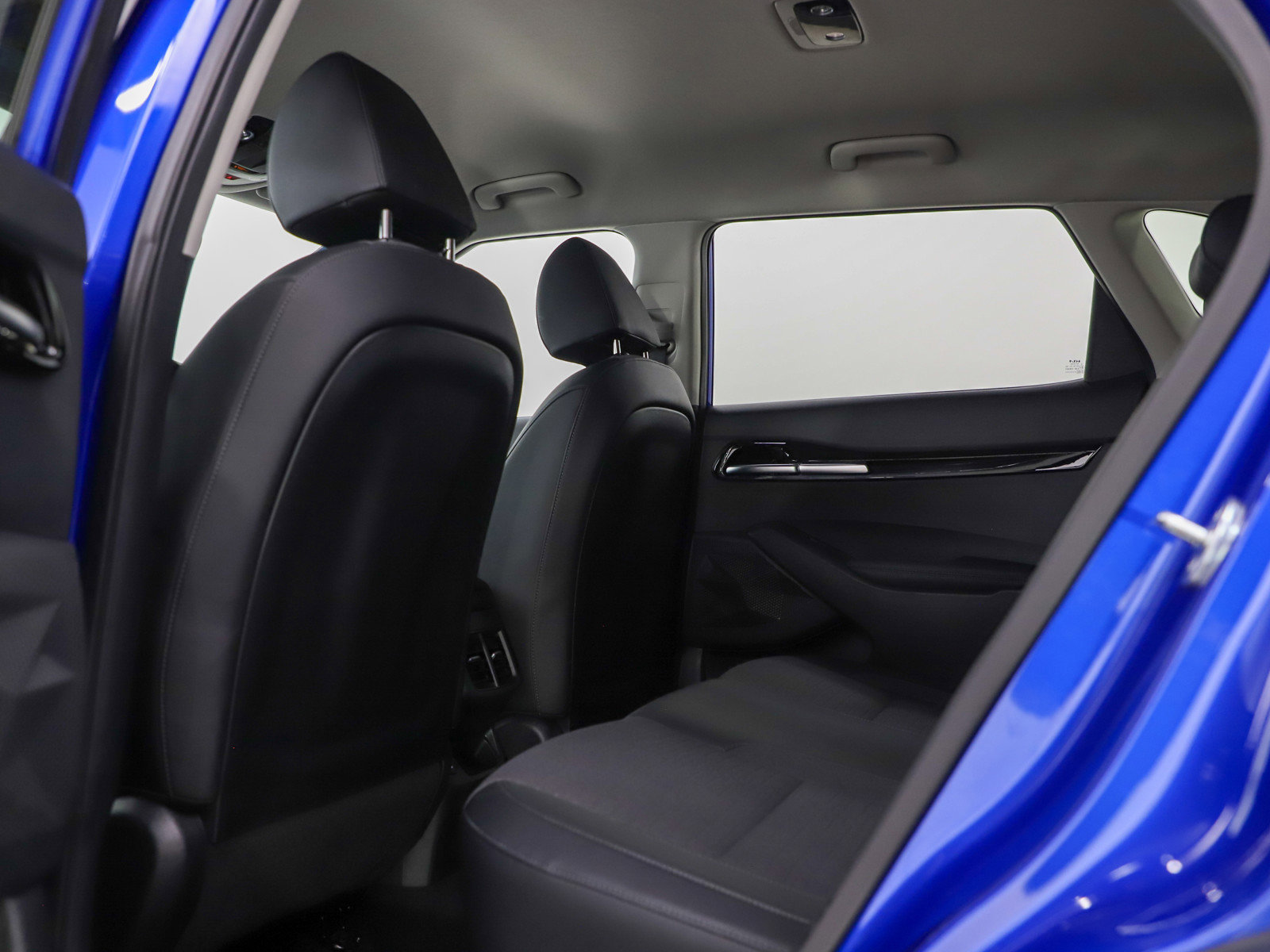 Used 2023 Kia Seltos Nightfall Edition image 17