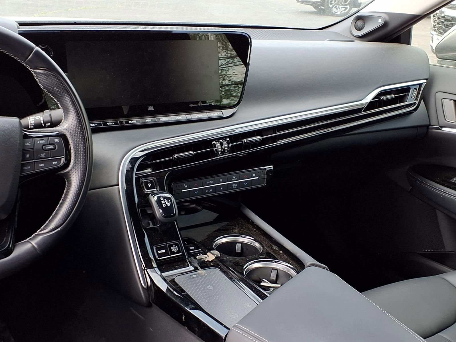 Used 2022 Toyota Mirai XLE w/ Advanced Technology Package image 7