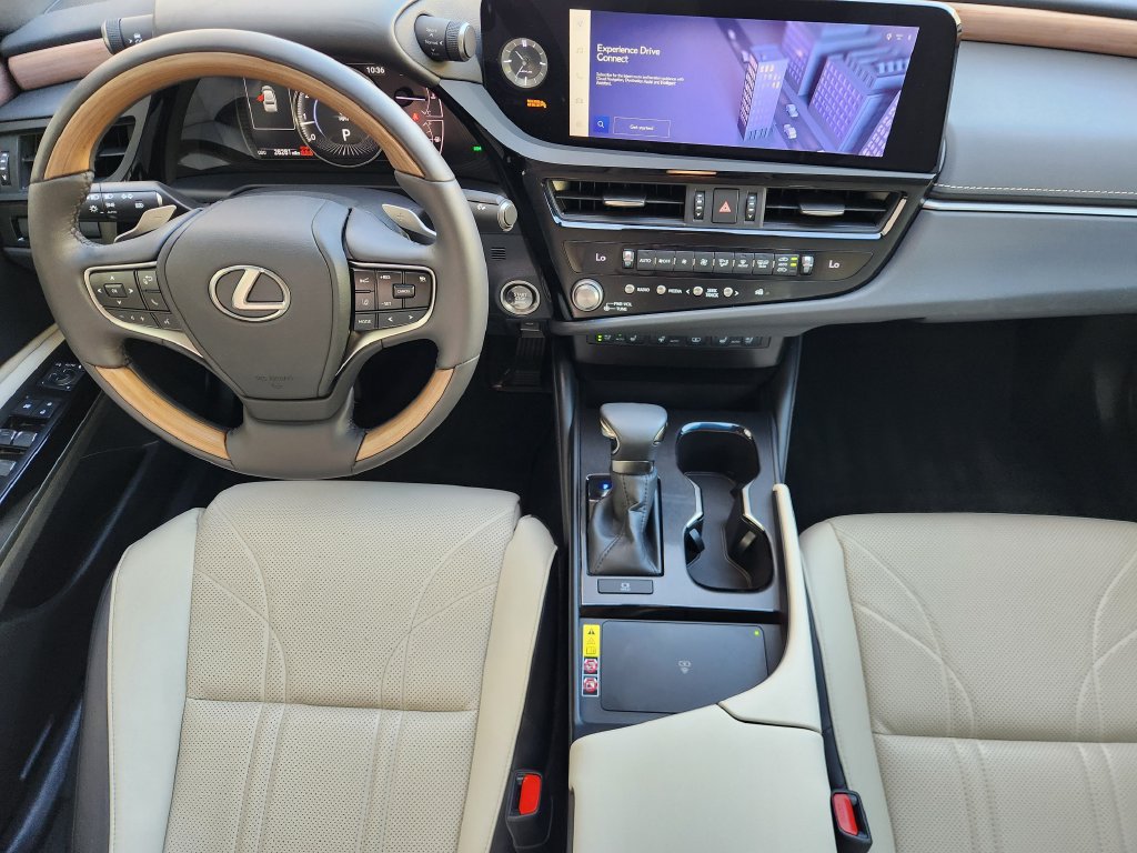 Certified 2024 Lexus ES 350 w/ Technology Package FWD image 26