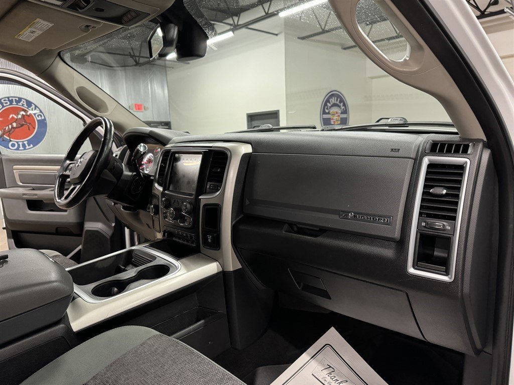 Used 2017 RAM 3500 Big Horn AWD/4WD image 37
