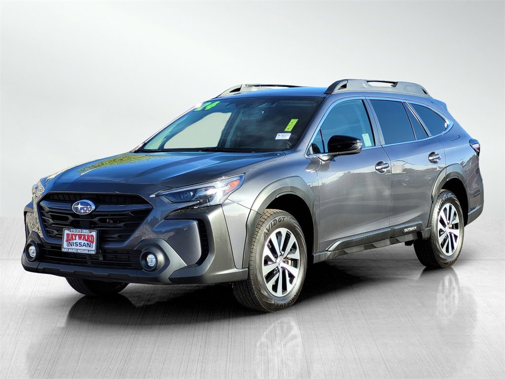 Used 2024 Subaru Outback Premium image 9