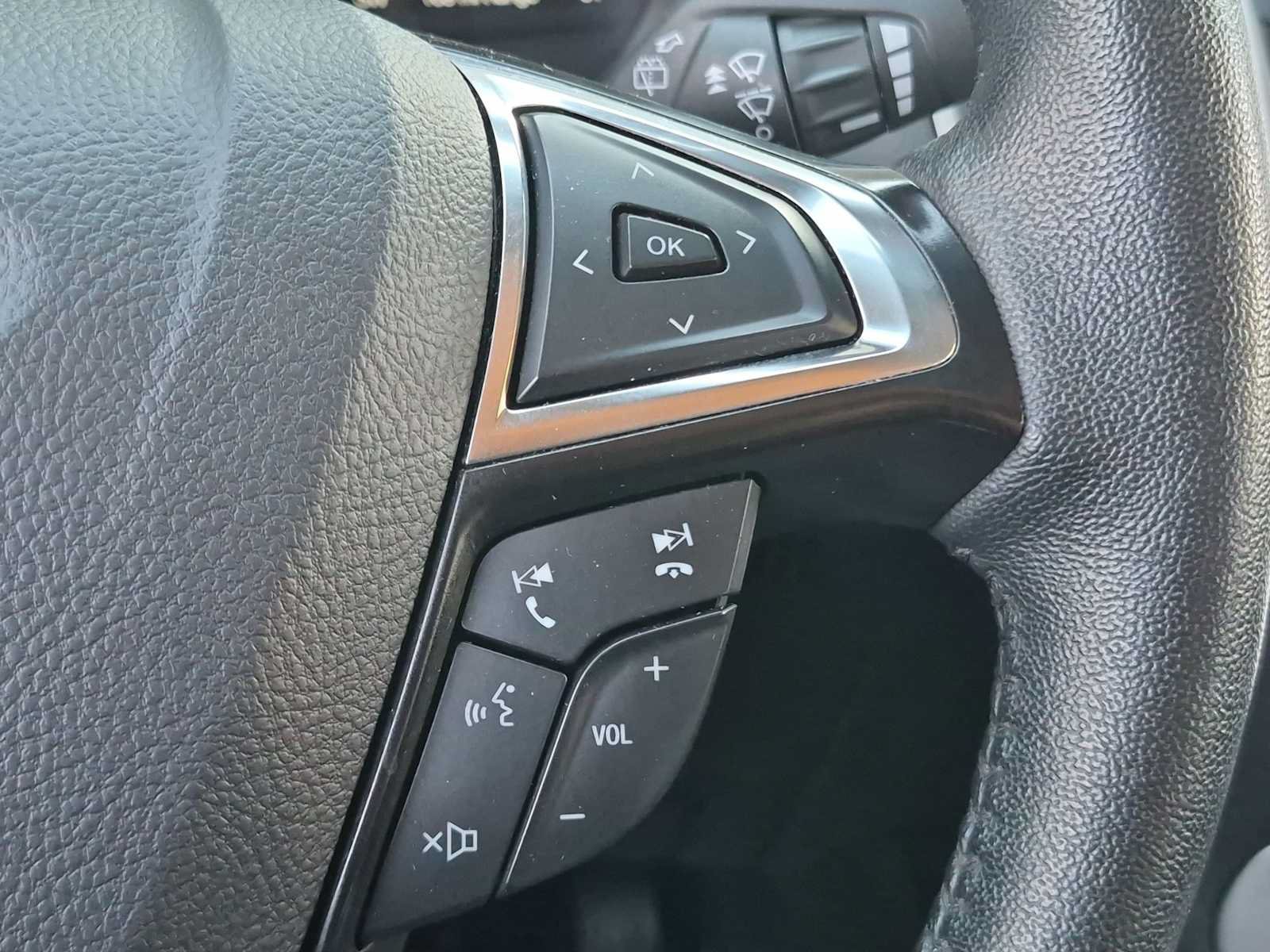 Used 2024 Ford Edge SEL AWD/4WD image 24