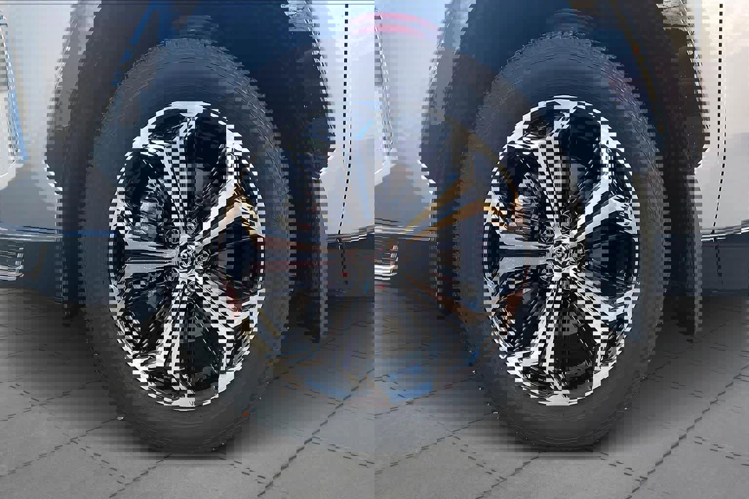 Used 2025 Toyota RAV4 XSE image 10