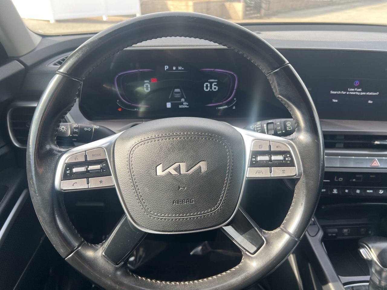 Used 2023 Kia Telluride S image 28